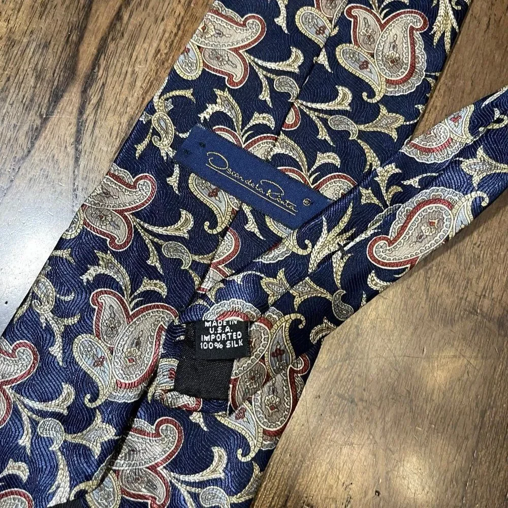 Oscar de la Renta excellent one